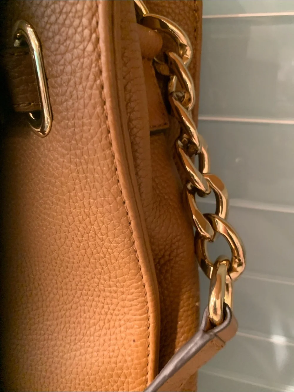 Michael Kors Tan Pebbled Leather Tote Gold Hardware Shoulder Strap No Flaw Clean